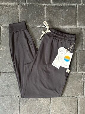Vuori Performance Jogger long Pants black size XS VW303 NWT